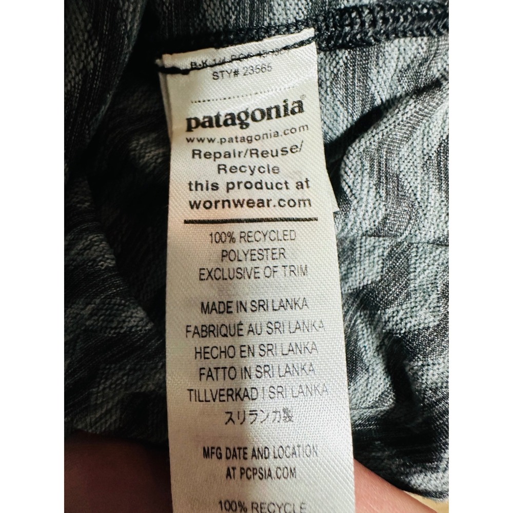 Patagonia Mens Short Sleeve Zigzag Pattern Performance Shirt Gray Size L - Picture 6 of 7